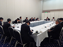 �ٗp�Z�~�i�[